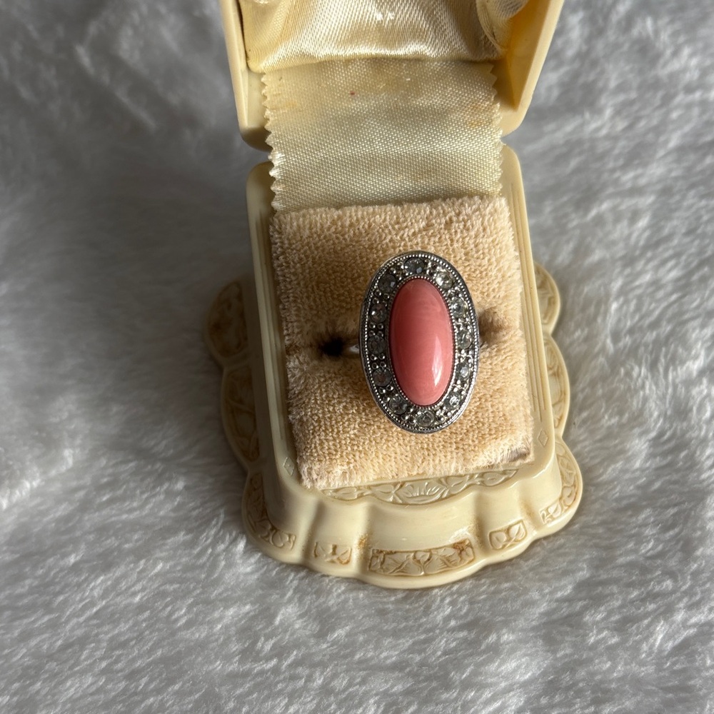 Vintage Avon Pale Fire Ring